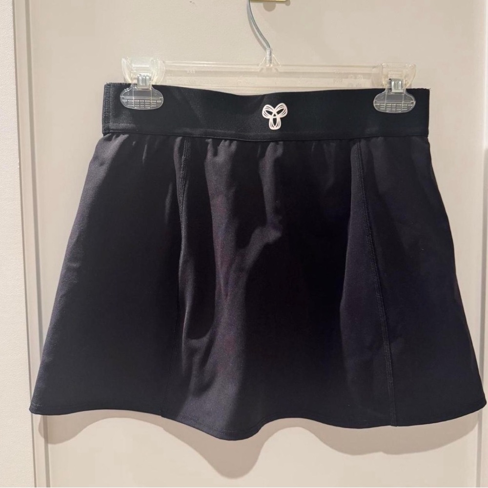 Aritzia TNA Action Mini Skirt